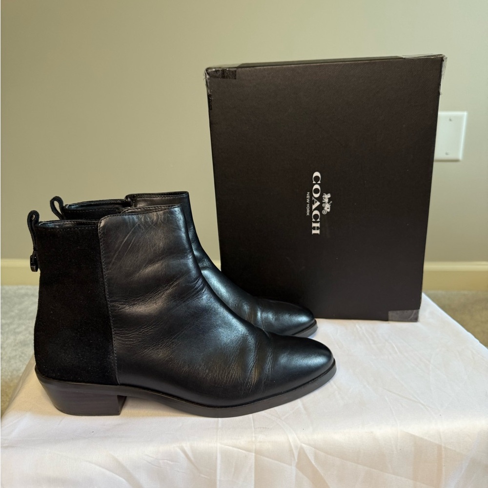 Coach Black Leather Boots with Box - Picture 2 of 5
